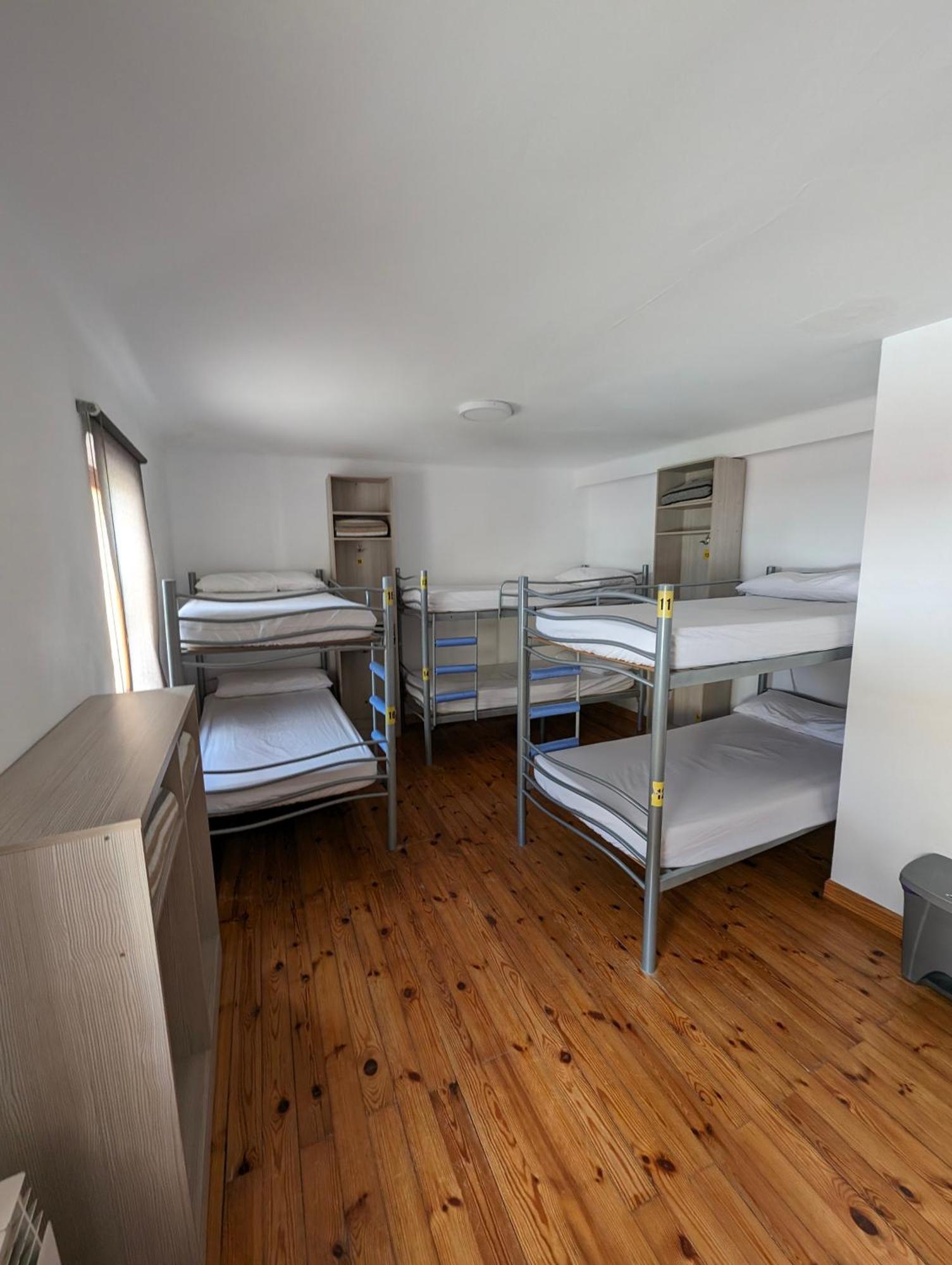 Albergue El Alfar/Pilgrim Hostel Орнийос дел Камино Екстериор снимка